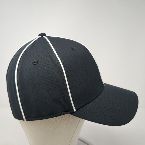 Under Armour Fitted Hat Black Large On Field Fit Vent Holes Piping - Picture 5 of 10